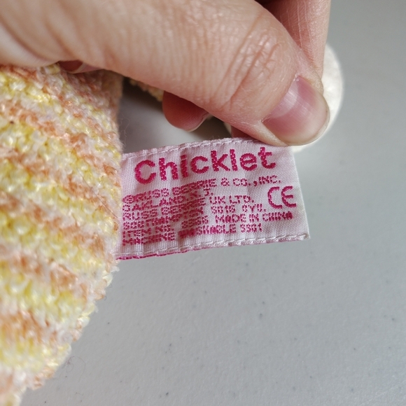 Russ Berrie Terry Chick Plush Baby Rattle Toy Chicklet Doll Collectible 12"Lovey - Picture 4 of 6
